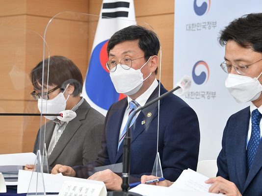 공공기관 종합평가 D 이하땐 성과급 ‘0’…공운위 심의·의결