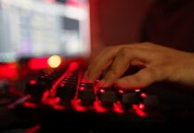 웹툰·한류 콘텐츠 불법유통 사범 207명 검거