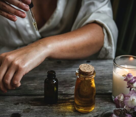 대체요법, 건강관리에 새로운 패러다임을 제시하다 votive candle