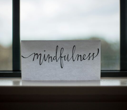 ‘지친 일상 속 만성피로, 원인부터 최근 관리 트렌드까지 파헤친다’ mindfulness printed paper near window